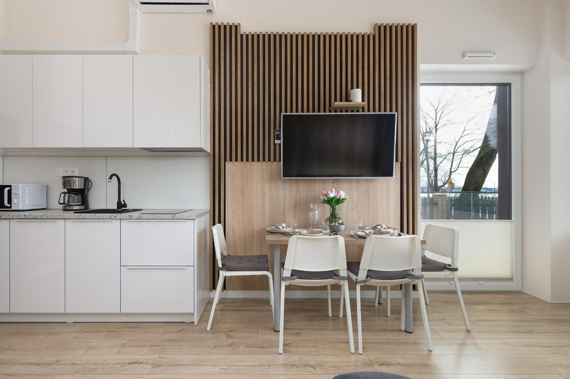 Modern Studio With Terrace And Parking In Swinoujscie By Noclegi Renters Eksteriør billede