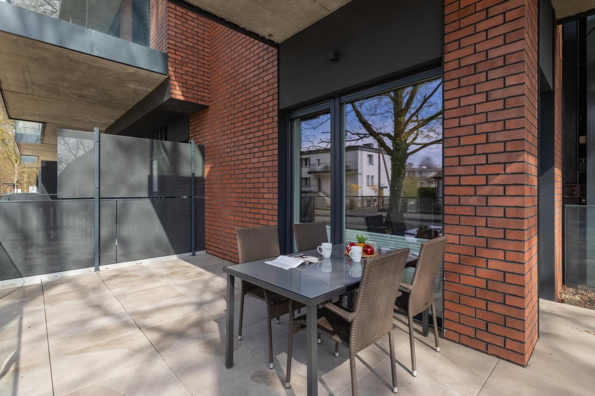 Modern Studio With Terrace And Parking In Swinoujscie By Noclegi Renters Eksteriør billede